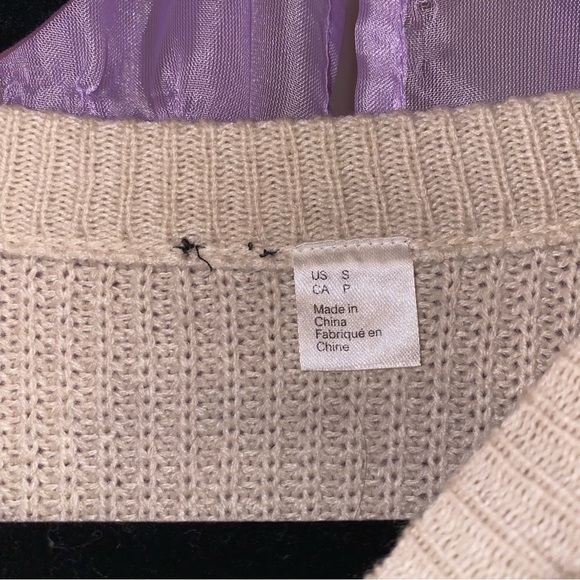 H&M Crop Loose Fit Long Sleeve Cream Tan Knitted Sweater - Picture 2 of 3